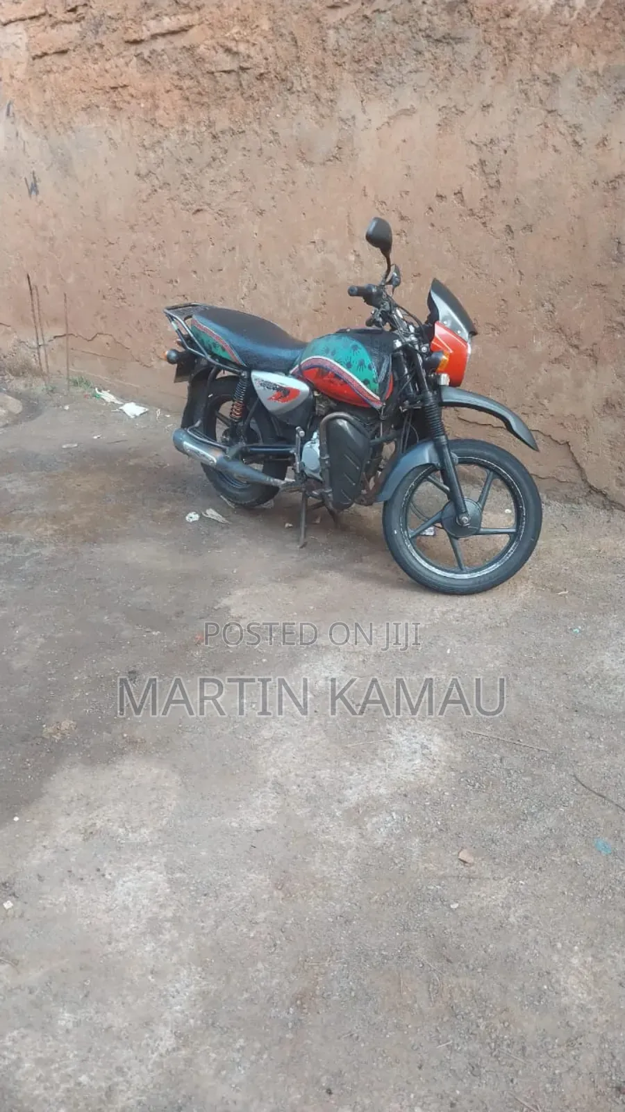 Bajaj Boxer 150 UG 2020 Red