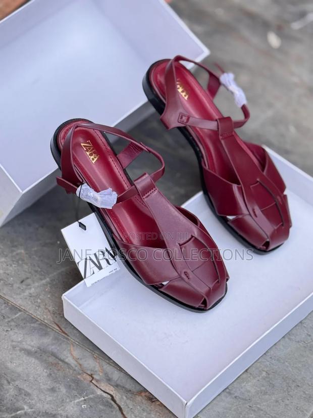 Ladies Open Shoes - thumbnail 2