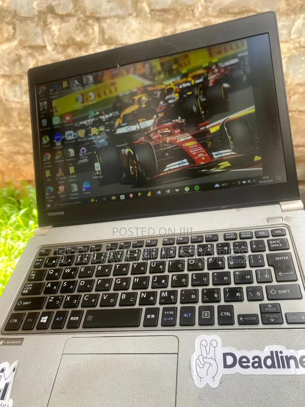 Laptop Toshiba Dynabook t552 8GB Intel Core i5 SSD 256GB - thumbnail 3