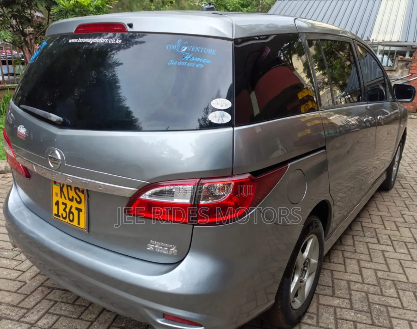 Nissan Lafesta 2011 Silver