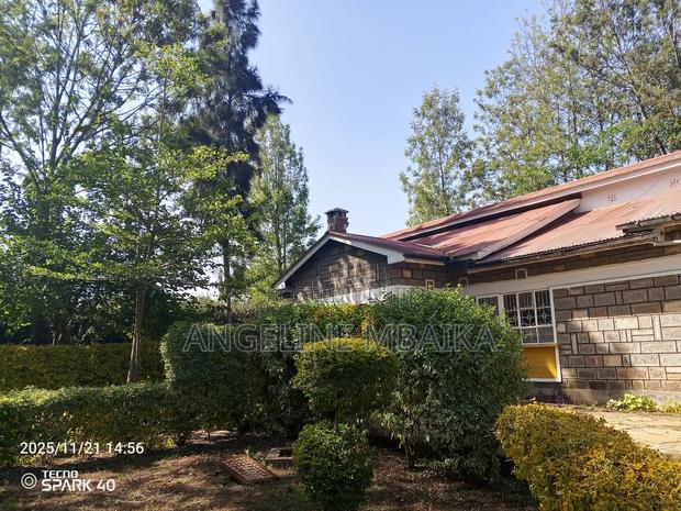 3bdrm Bungalow in 46, Oluulua for sale