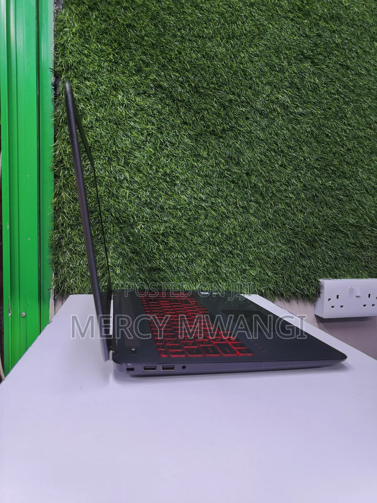 Laptop HP Omen 15 16GB Intel Core i7 HDD+SSD 512GB