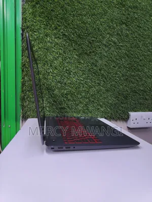 Laptop HP Omen 15 16GB Intel Core i7 HDD+SSD 512GB