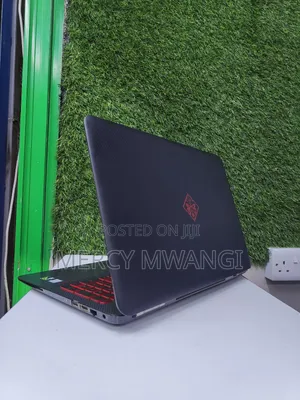 Laptop HP Omen 15 16GB Intel Core i7 HDD+SSD 512GB