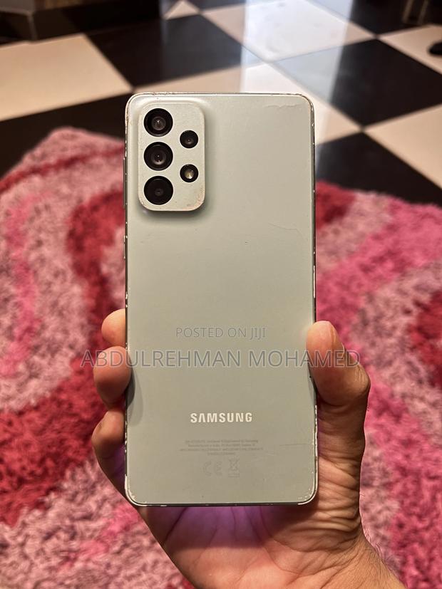 Samsung Galaxy A73 5G 256 GB White - main view