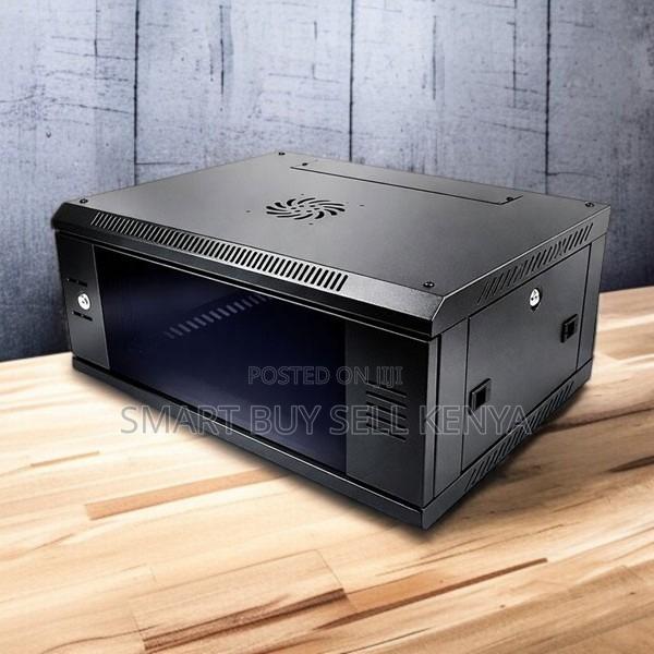 Top Fan Mount Provision Ventilation Slots 4u Wall Mount Data Cabinet