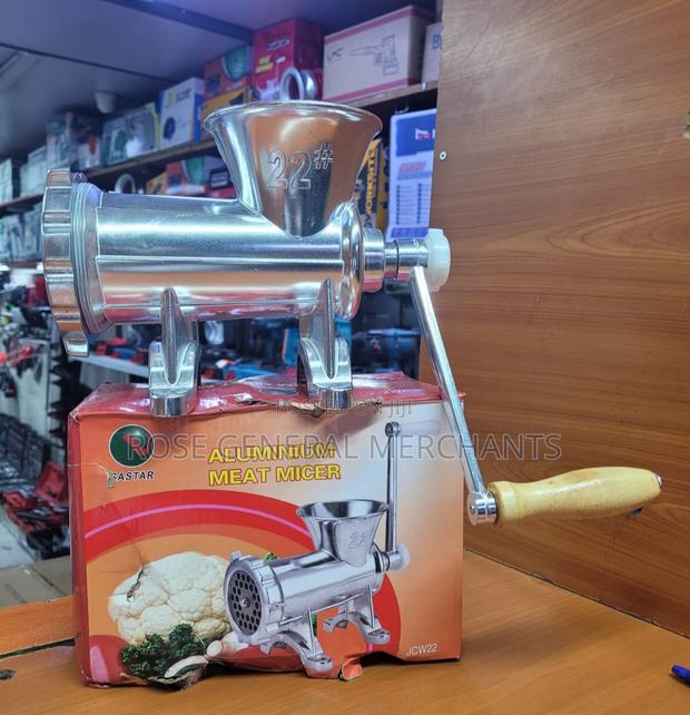 Heavy-Duty Aluminum Meat Mincer (M22)