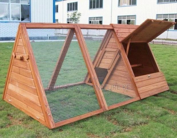 Hen Shield Fence System - main view