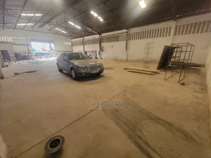 4500 Square Foot Warehouse to Let in Industrial Area