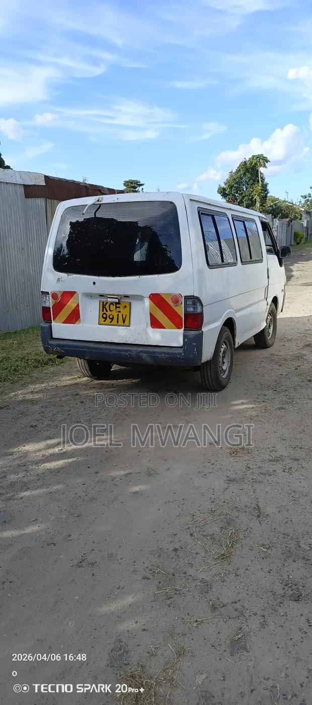 Nissan Vanette 2006 White - thumbnail 9
