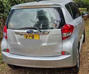 Subaru Trezia 2011 Silver