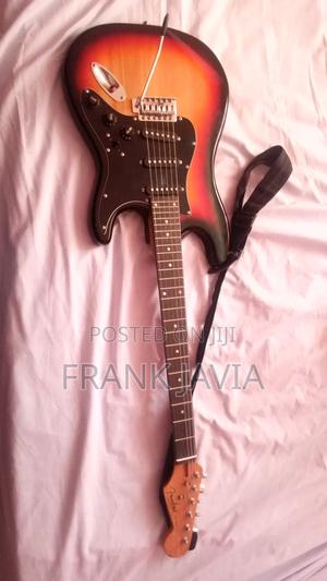 Electric Guitar - thumbnail 2