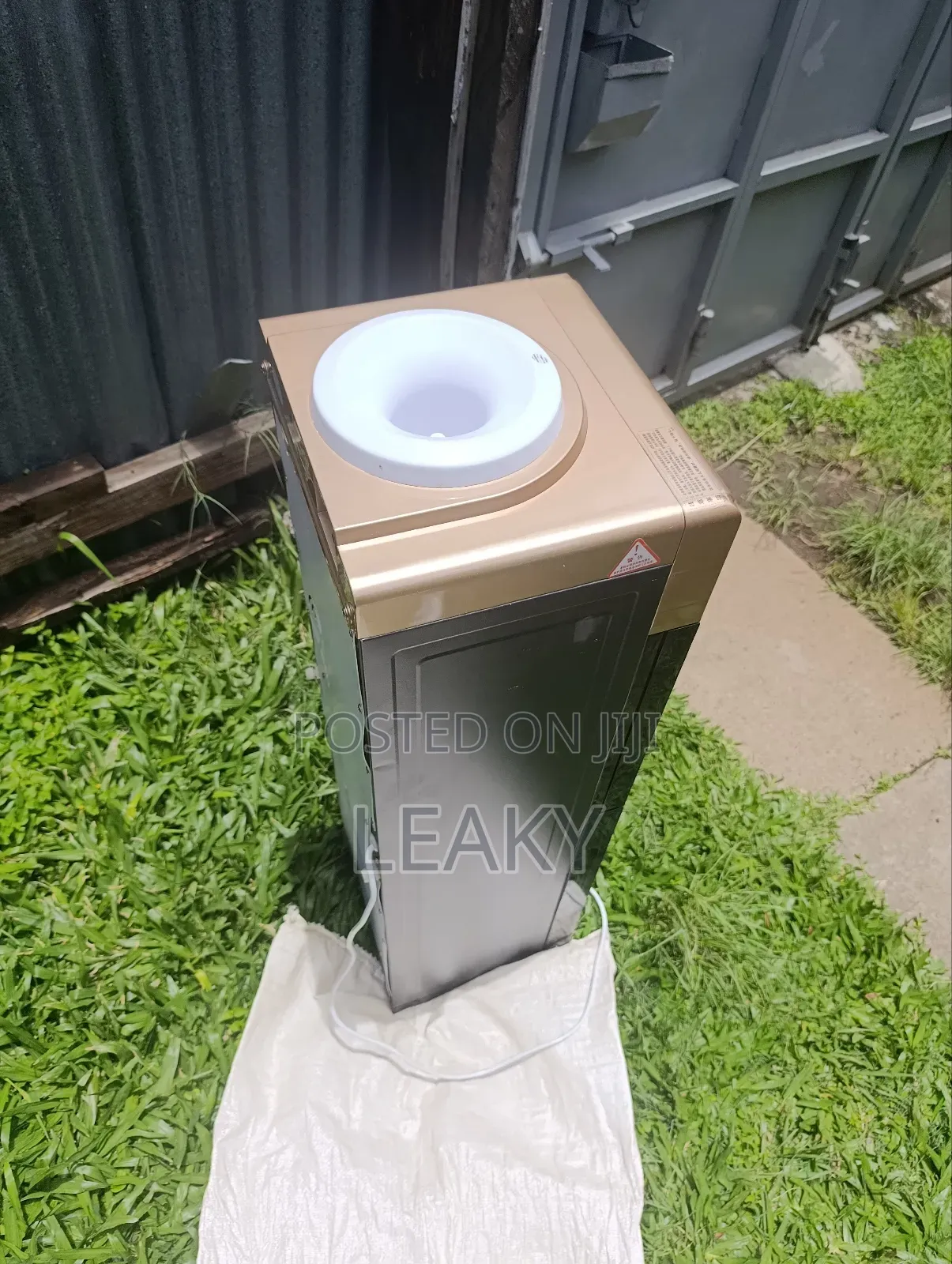 Water Dispenser