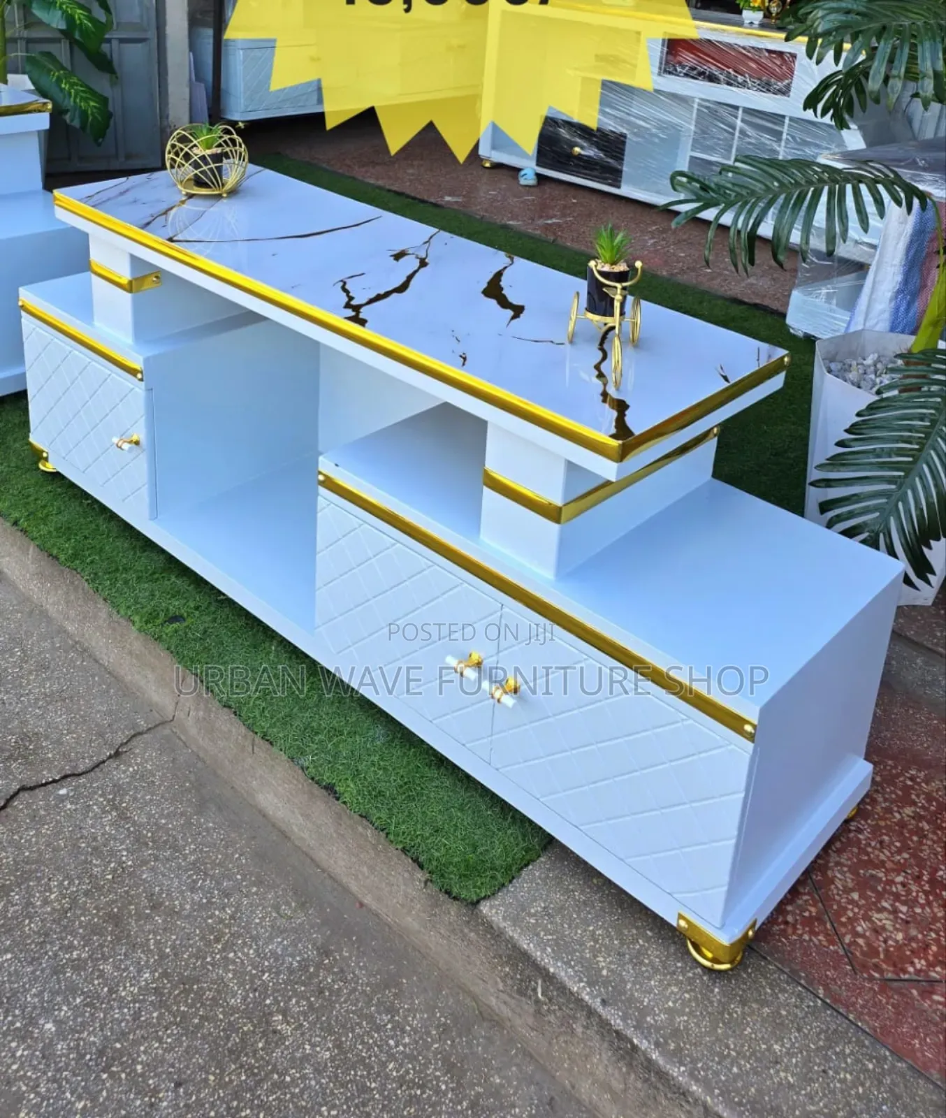 Goldfish Striped Tv Stand With White Colour