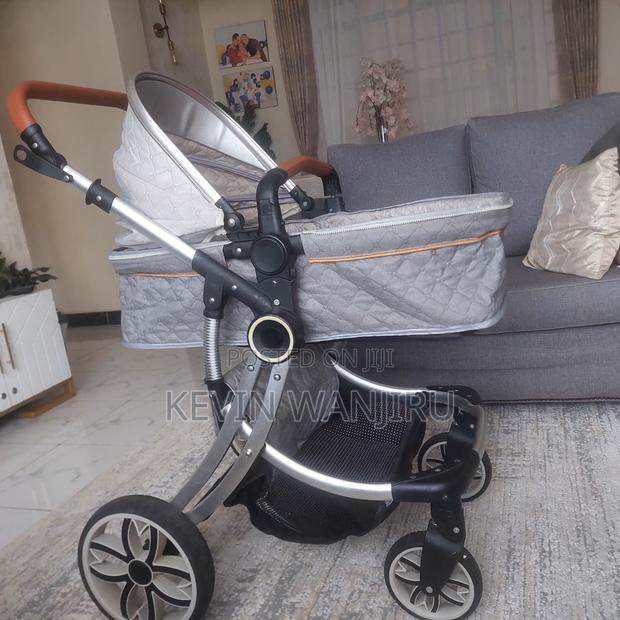 Egg Design Baby Stroller/Pram – 2-in-1, Foldable, Very Clean – Nairobi - thumbnail 7
