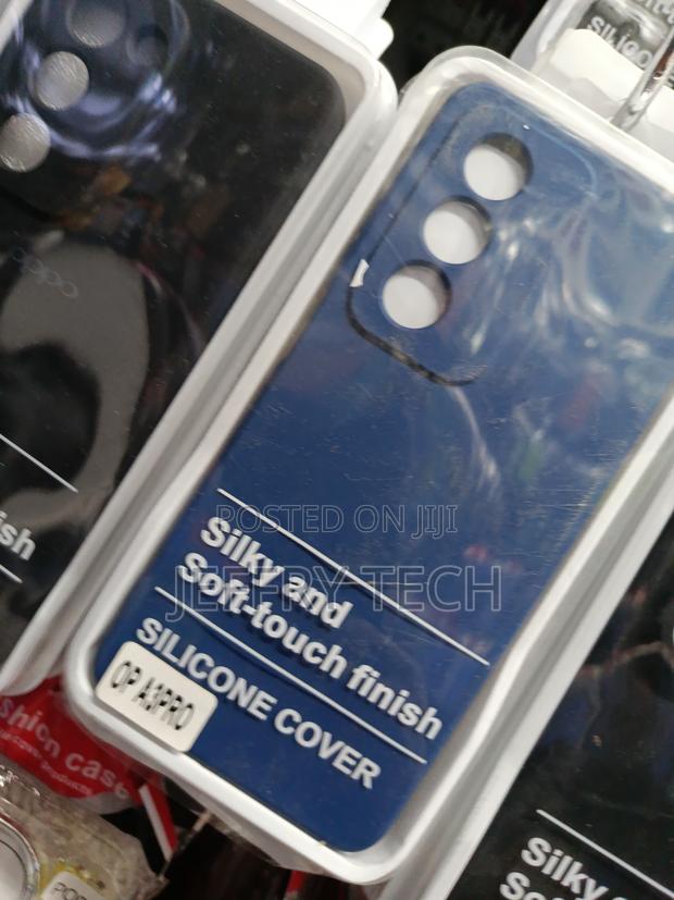 A Silicone Phone Cover Specifically for the Vivo V50 Lite - thumbnail 2