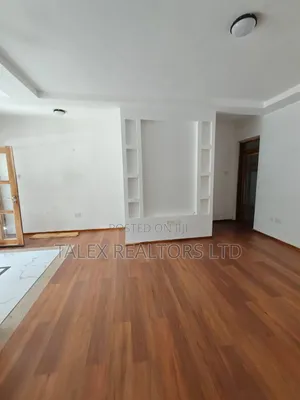 9bdrm Maisonette in Call Me, Hardy for sale