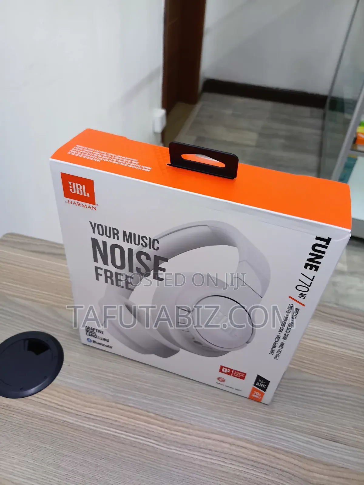 JBL Noise Free Headset Tune 770nc