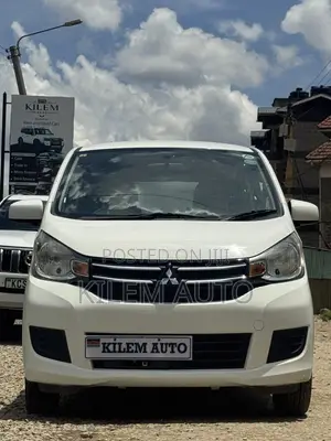 Mitsubishi EK Wagon 660 AWD 2019 White