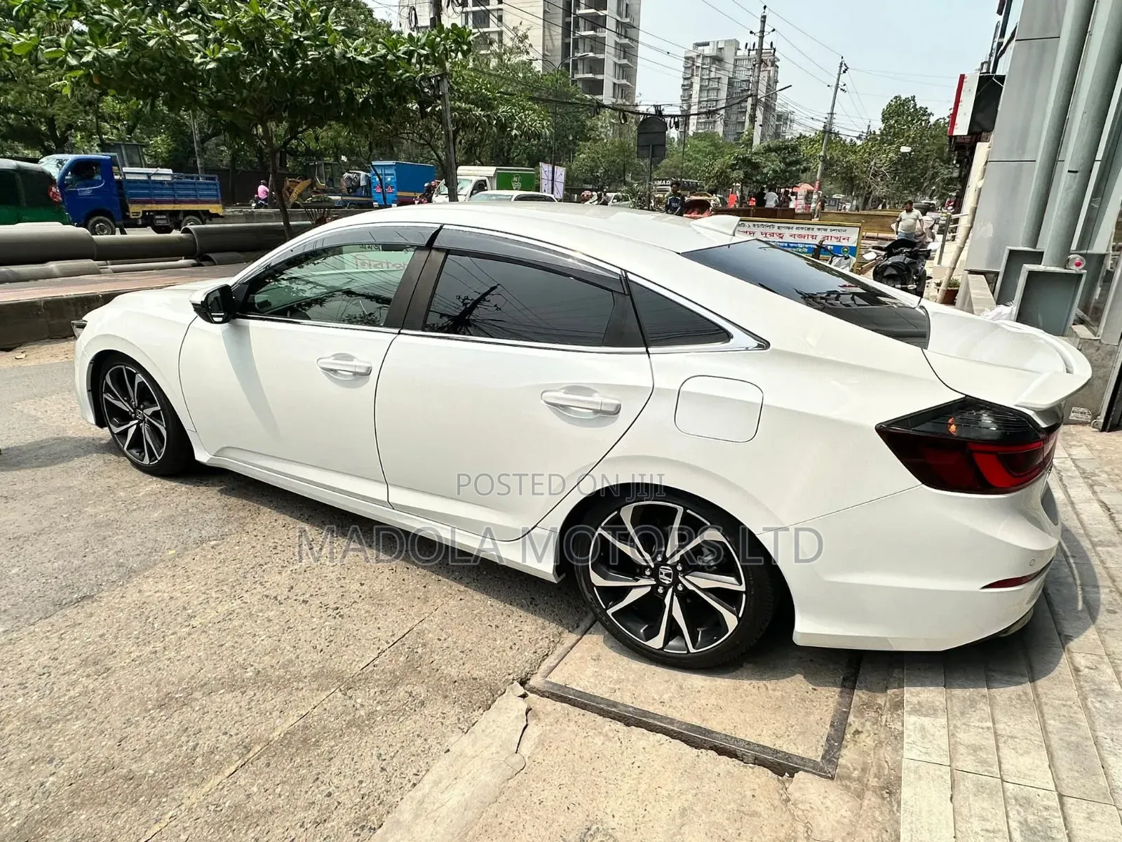 Honda Insight LX 2020 Pearl