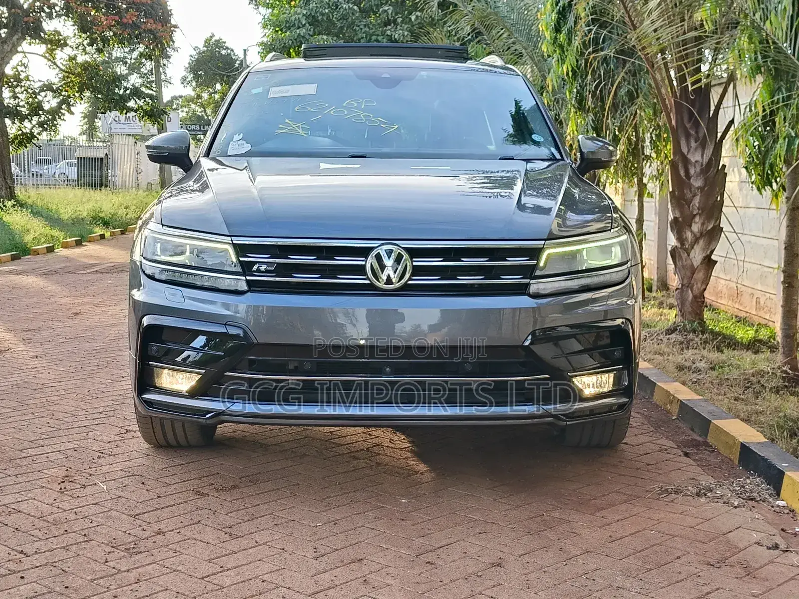 Volkswagen Tiguan 2.0T SEL Premium R-Line AWD 4MOTION 2019 Gray