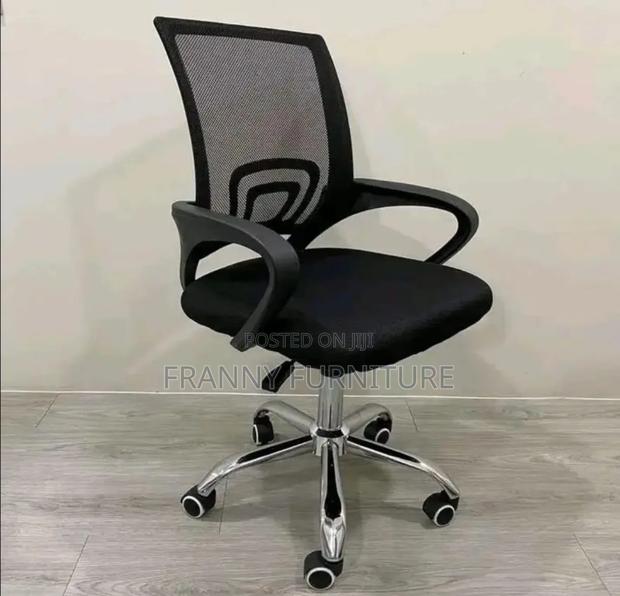 Clerical Mesh Office Chair