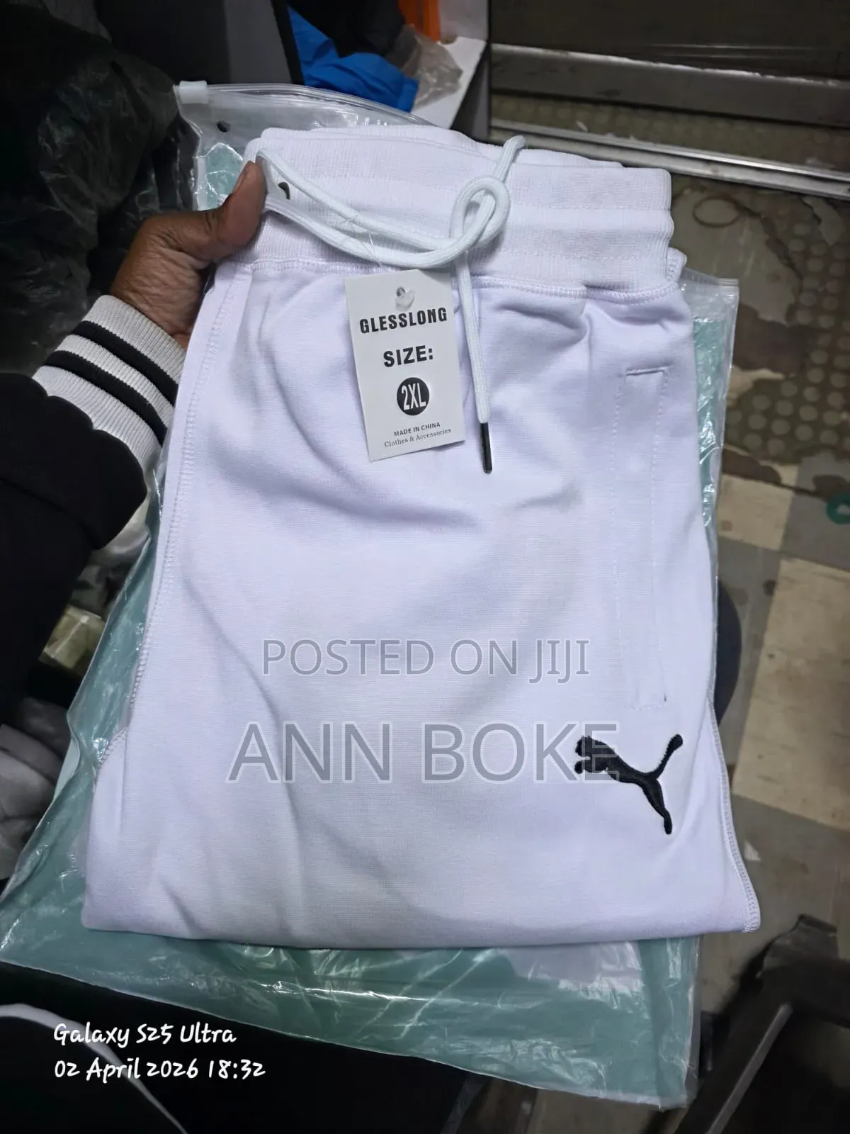 Nike Polo Sweatpants
Size: M,L,Xl,2xl, 3xl 
Excellent Quality