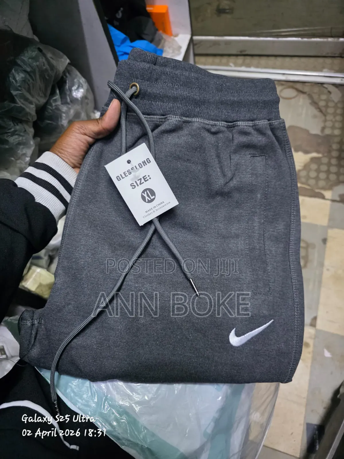 Nike Polo Sweatpants
Size: M,L,Xl,2xl, 3xl 
Excellent Quality