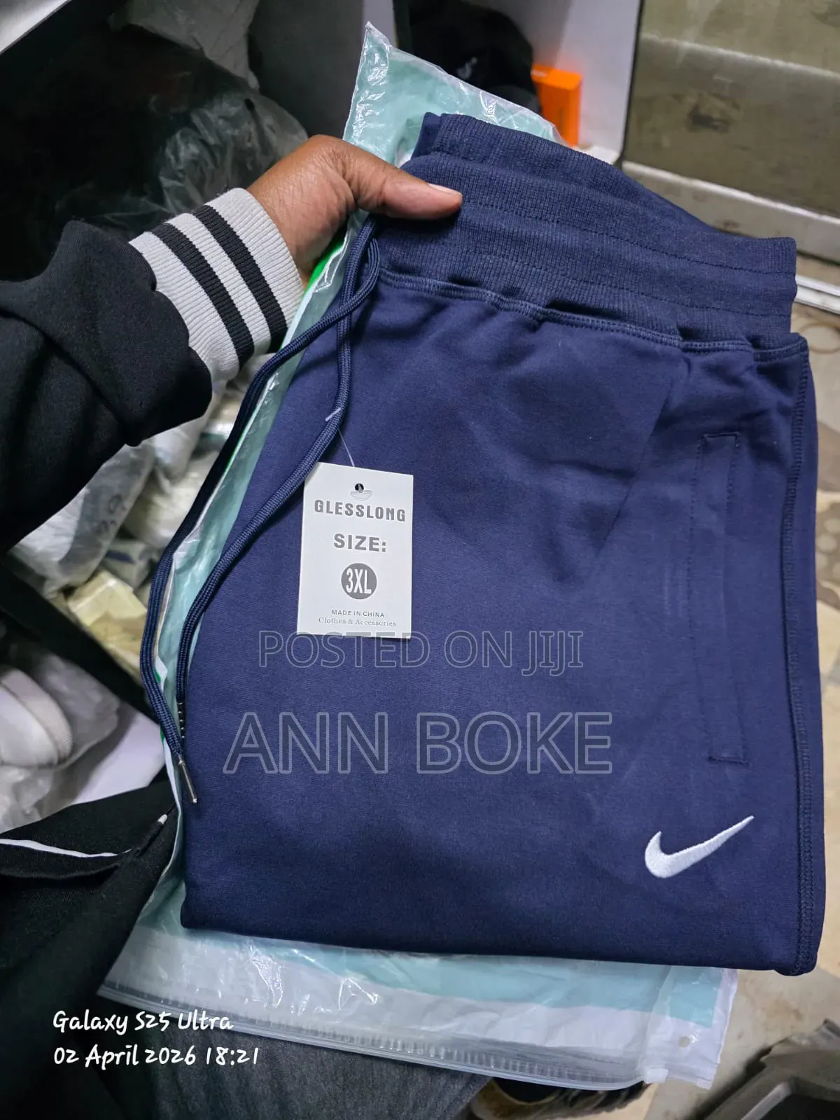 Nike Polo Sweatpants
Size: M,L,Xl,2xl, 3xl 
Excellent Quality