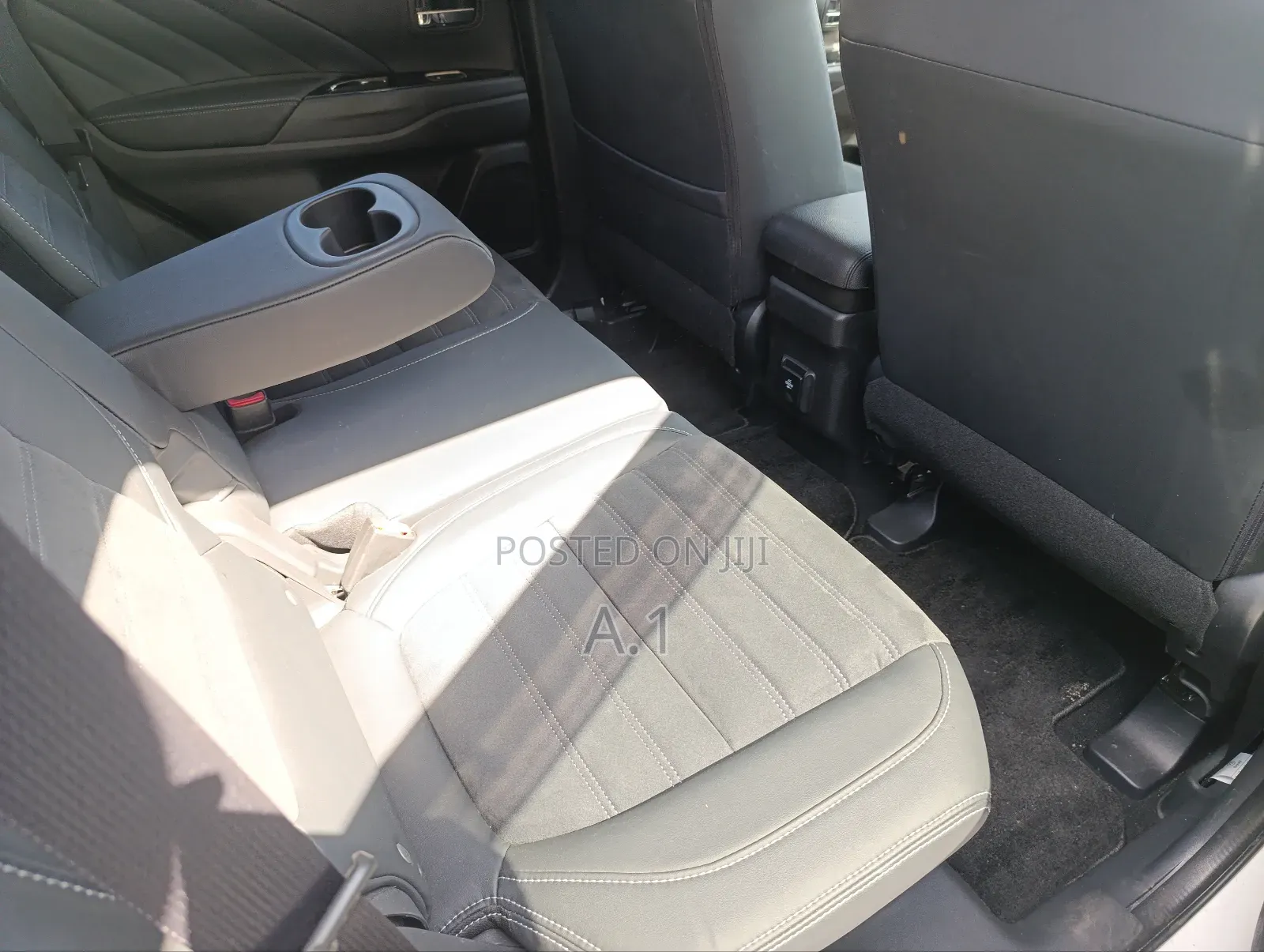 Mitsubishi Outlander 2.4 PHEV AWD 2019 Pearl