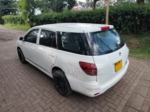 Nissan Advan 2008 White