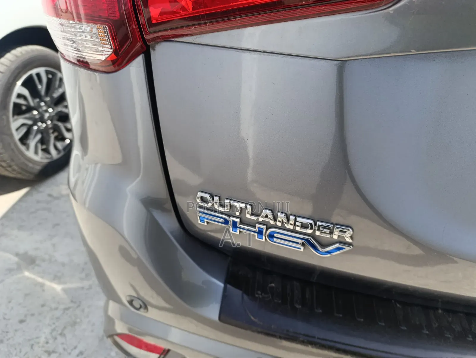 Mitsubishi Outlander 2.4 PHEV AWD 2019 Gray