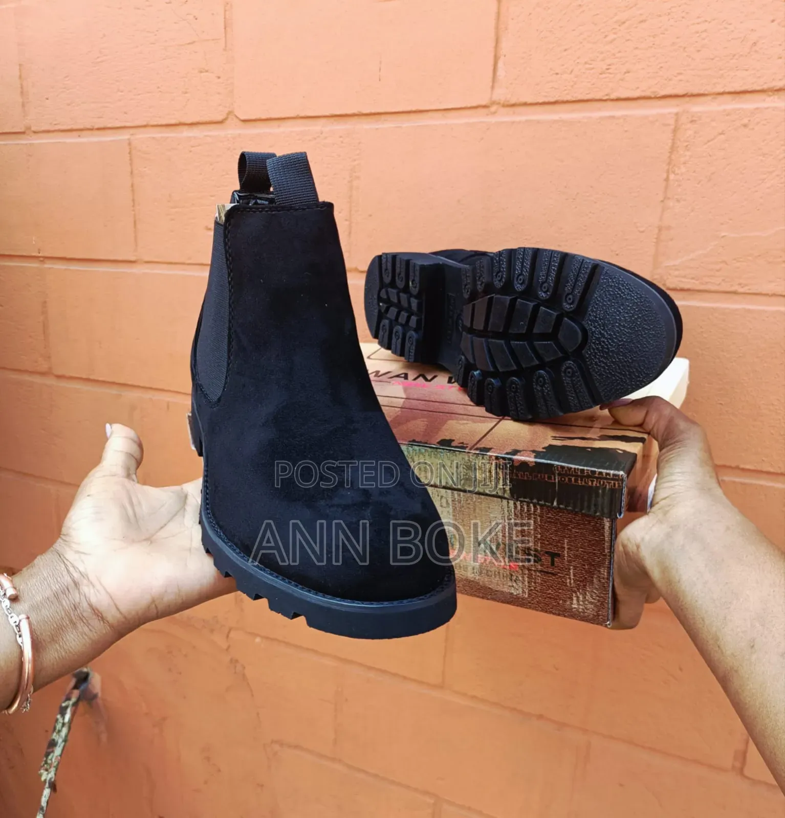 Suede Chelsea Boots 
40-45