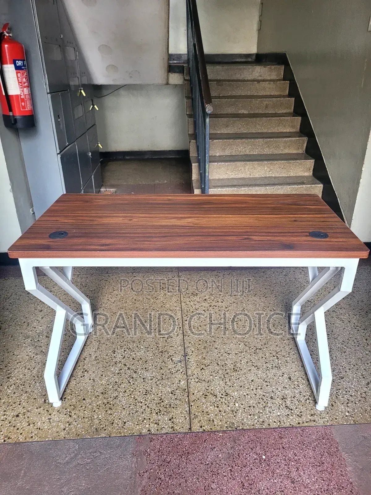 Modern Office Desk Metallic