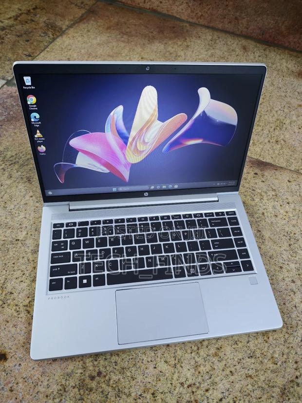 Laptop HP ProBook 440 16GB AMD Ryzen 5 SSD 256GB