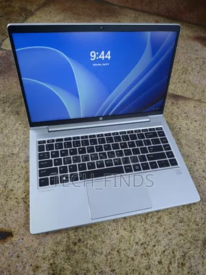 Laptop HP ProBook 440 16GB AMD Ryzen 5 SSD 256GB