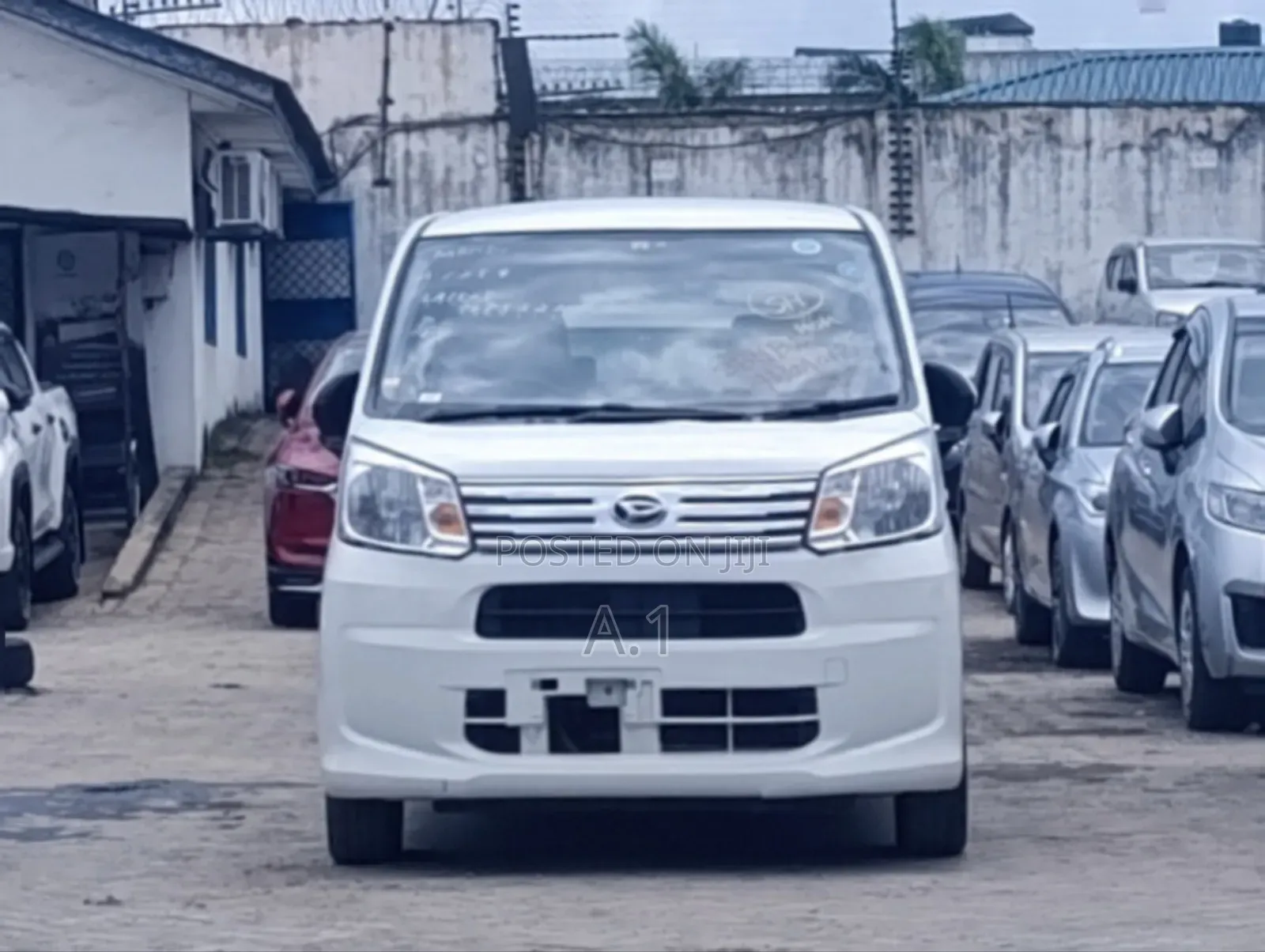 Daihatsu Move 2019 White