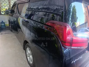 Toyota Alphard 2.5 Petrol FWD 2018 Black