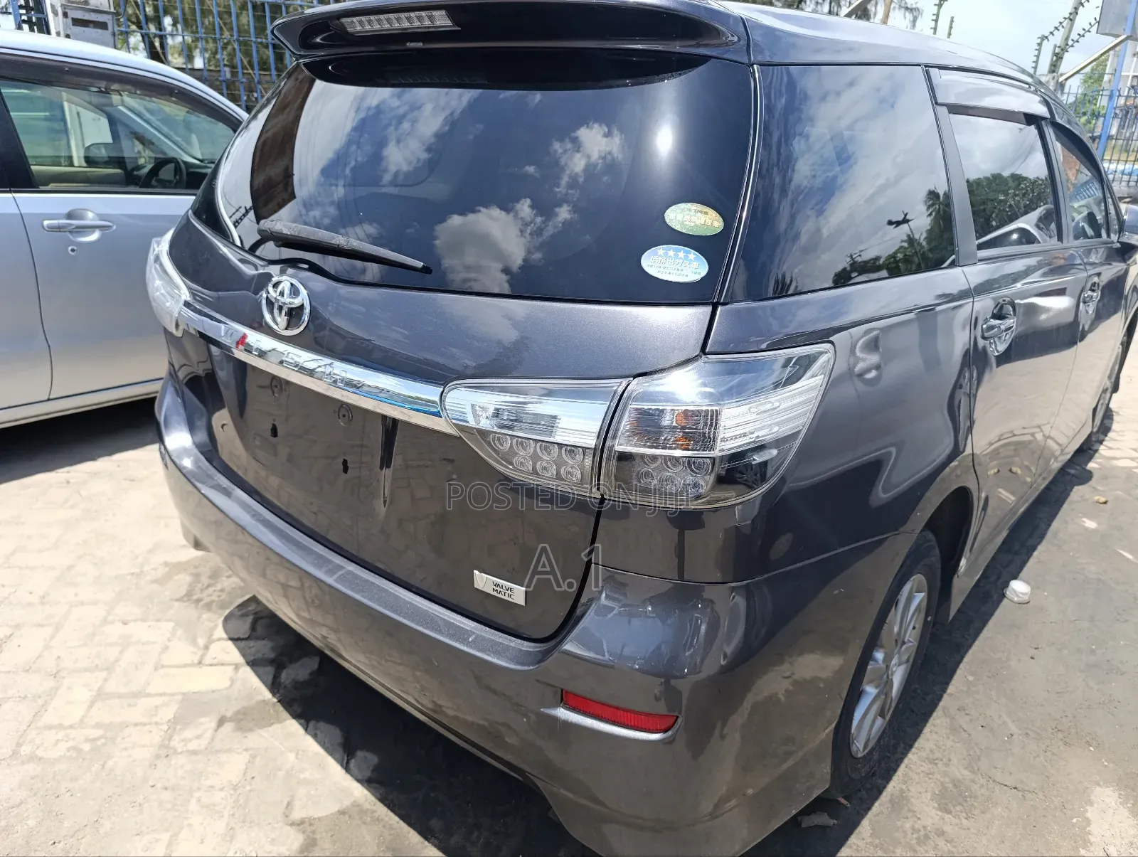 Toyota Wish 2018 Gray
