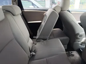 Toyota Wish 2018 Gray