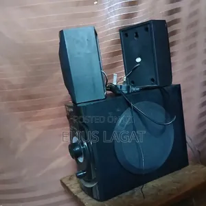 Hello I Am Selling a Woofer at Kaptagat.