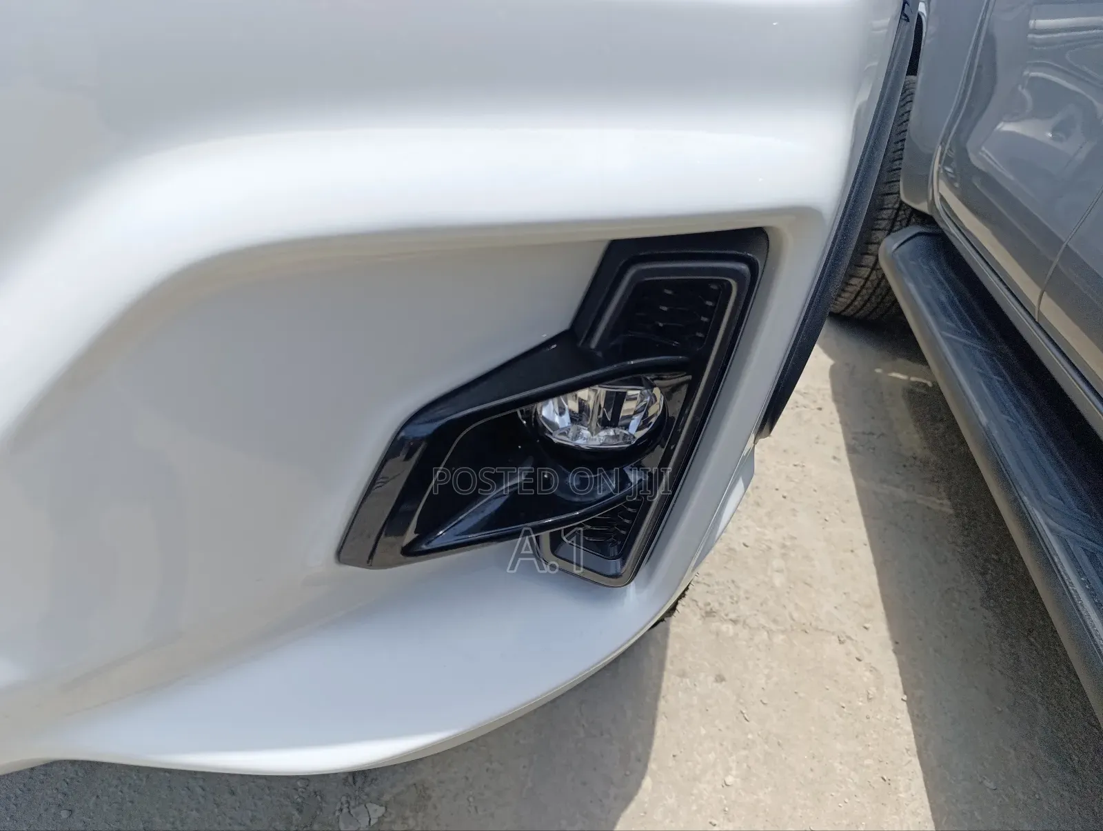 Toyota Hilux Revo Double Cab Deisel 2.4 RWD 2019 White