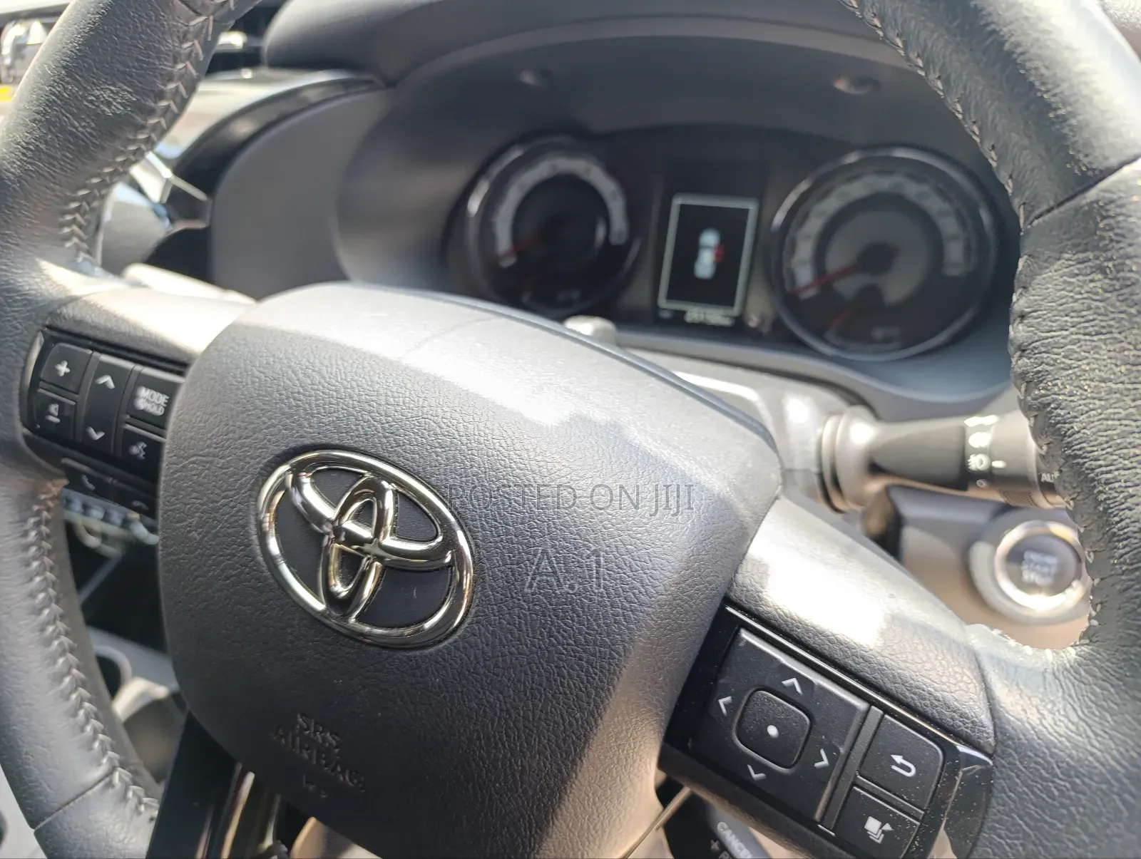 Toyota Hilux Revo Double Cab Deisel 2.4 RWD 2019 White
