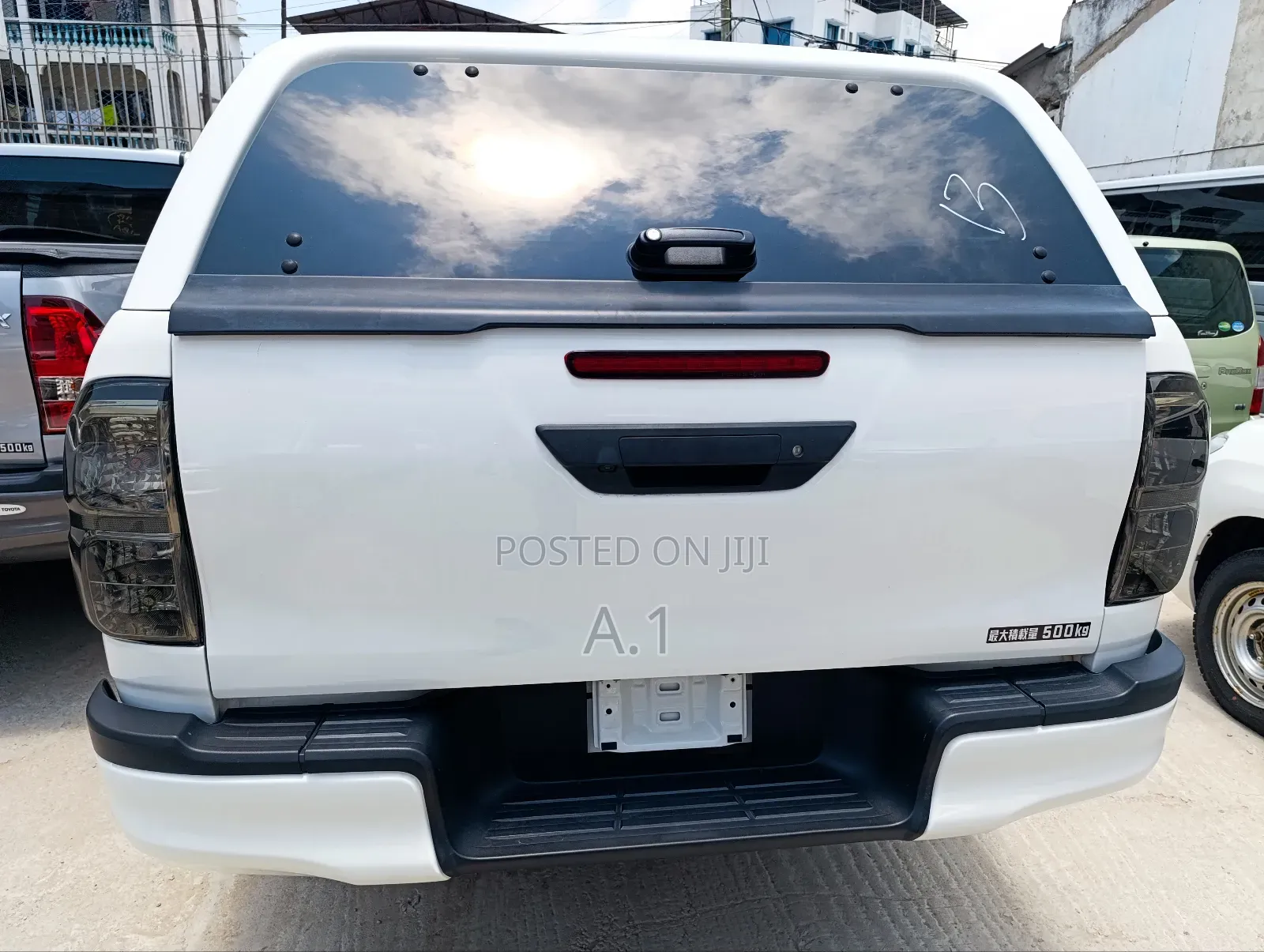 Toyota Hilux Revo Double Cab Deisel 2.4 RWD 2019 White