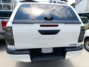 Toyota Hilux Revo Double Cab Deisel 2.4 RWD 2019 White