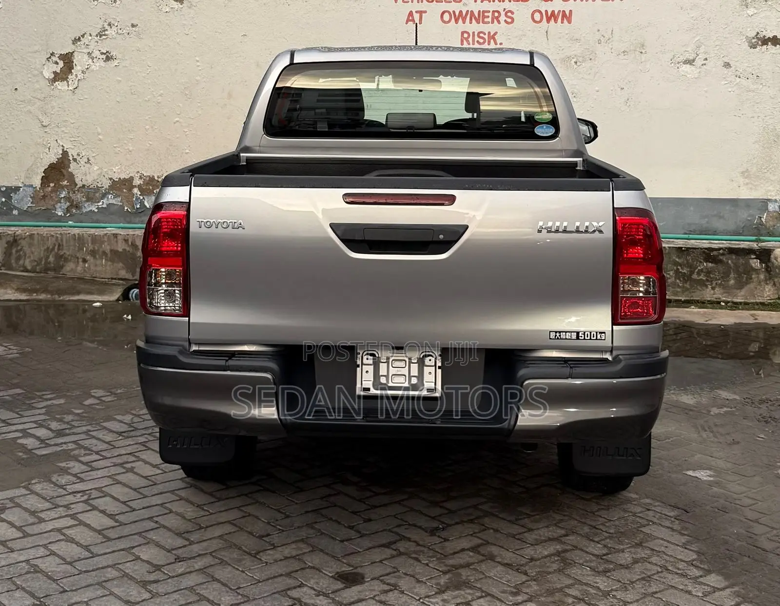 Toyota Hilux 2019 Silver