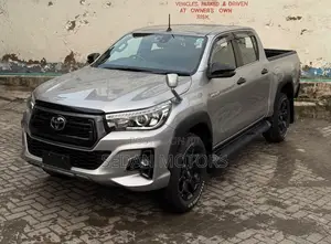 Toyota Hilux 2019 Silver