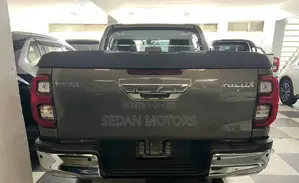 Toyota Hilux 2020 Green