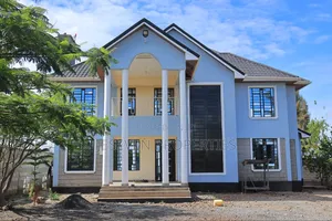 4bdrm Mansion in Katani for sale