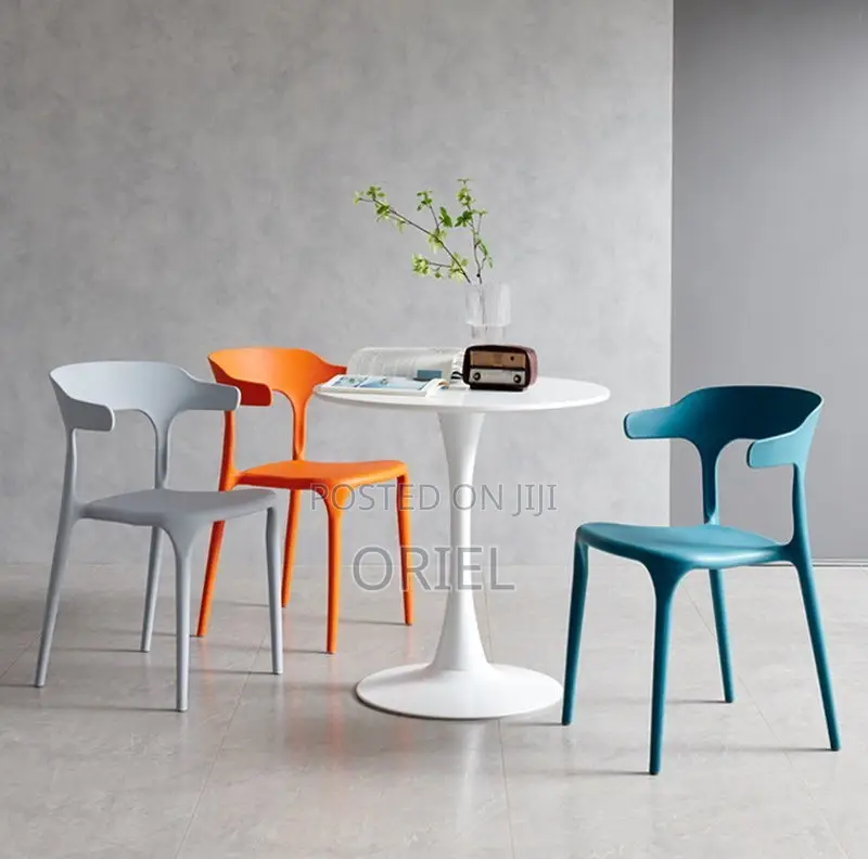 Home Chairs : Heavy-Duty Stackable Plastic Utility Chair
